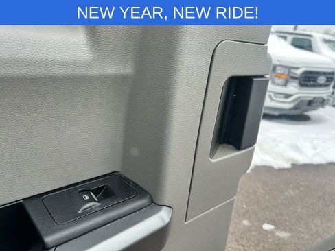 Used 2018 Ford F150 XLT w/ Equipment Group 302A Luxury image 21