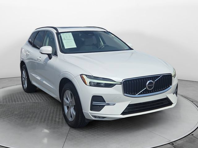Used 2022 Volvo XC60 B5 Momentum AWD/4WD image 7
