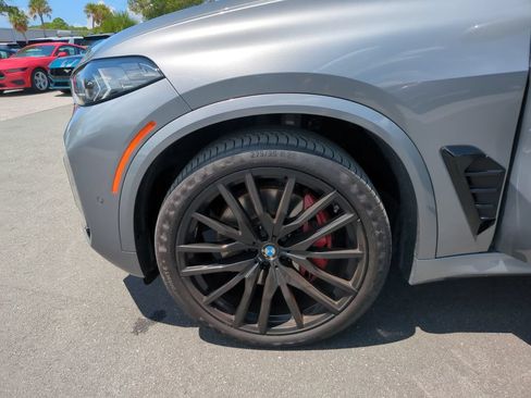 Used 2024 BMW X5 sDrive40i w/ M Sport Package RWD image 31