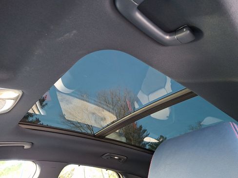 Certified 2023 Genesis GV70 2.5T w/ Sport Prestige Package image 21