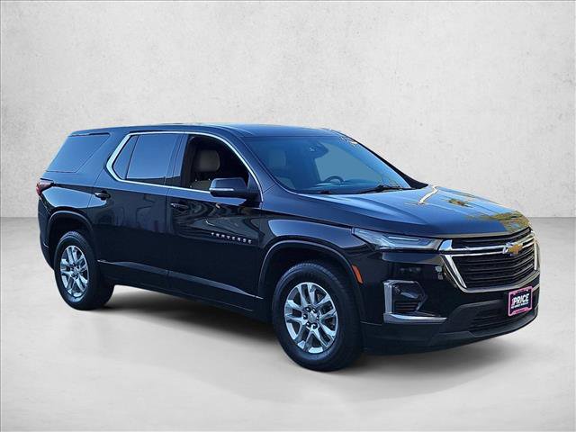 Used 2022 Chevrolet Traverse LS FWD image 3