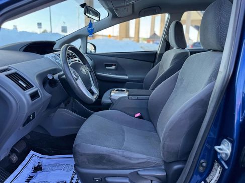 Used 2012 Toyota Prius V Two FWD image 12