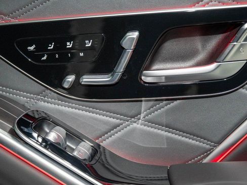 New 2026 Mercedes-Benz Maybach S 580 4MATIC image 18