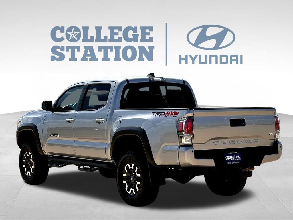 Used 2020 Toyota Tacoma TRD Off-Road w/ Technology Package AWD/4WD image 8