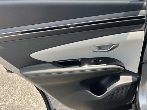 Used 2022 Hyundai Tucson Limited w/ Cargo Package AWD/4WD image 20