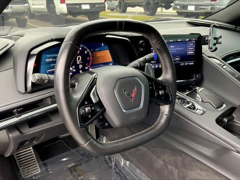 Used 2022 Chevrolet Corvette Stingray Coupe w/ 1LT image 16