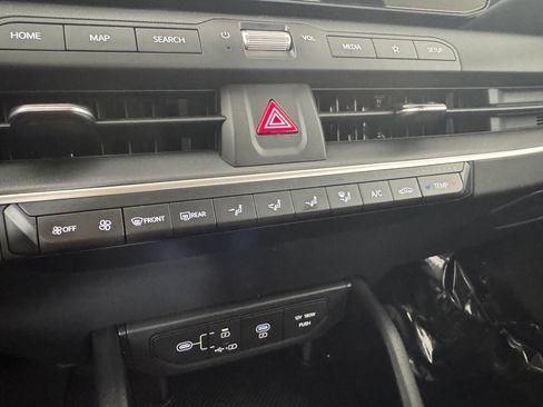Used 2025 Kia K4 FWD image 22