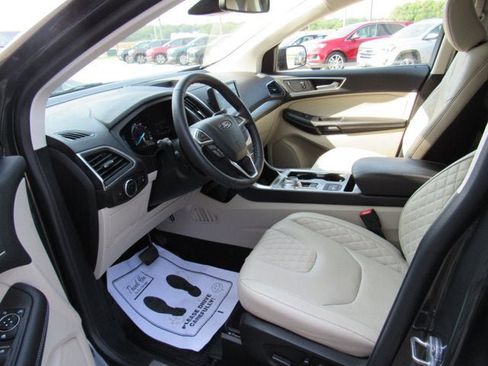 Used 2024 Ford Edge Titanium w/ Titanium Elite Package AWD/4WD image 8