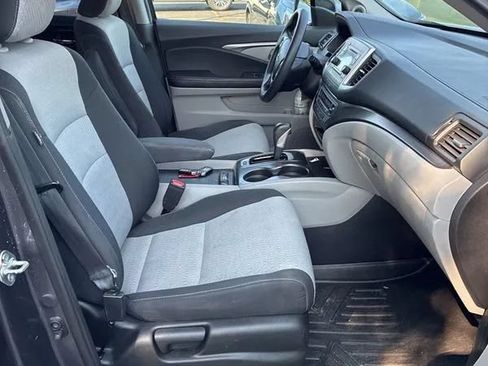 Used 2017 Honda Ridgeline RTS image 21