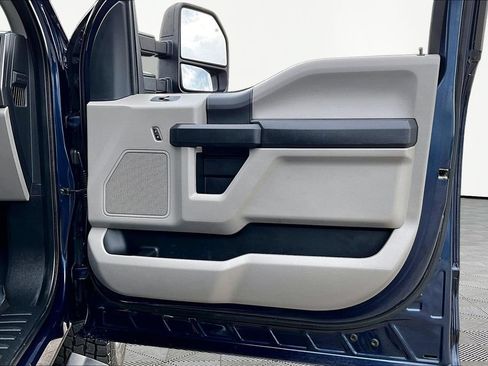 Used 2019 Ford F250 XL w/ STX Appearance Package AWD/4WD image 25