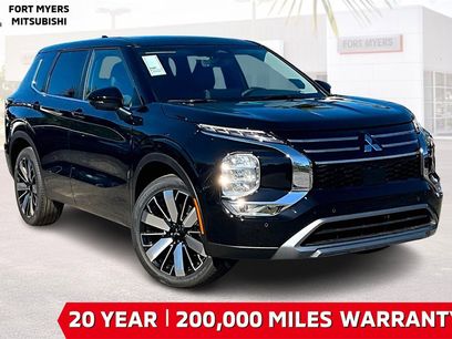 New 2025 Mitsubishi Outlander SE