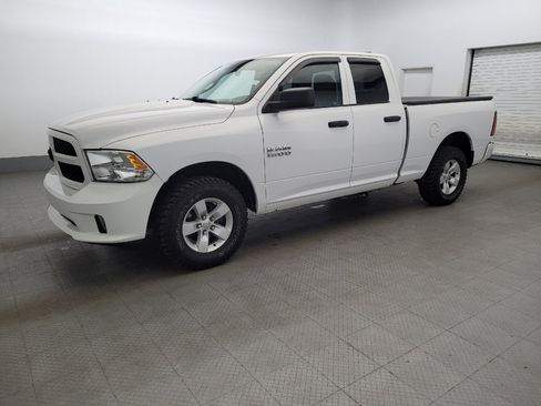 Used 2017 RAM 1500 Express image 2
