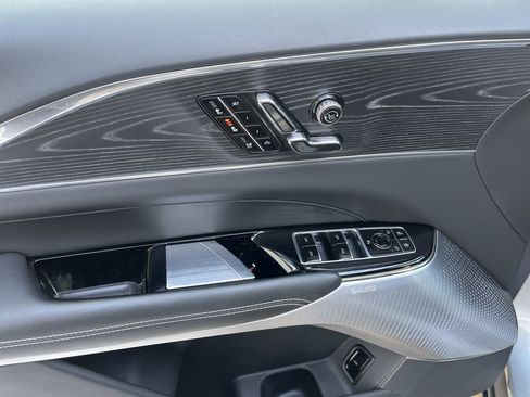 Used 2024 Cadillac Lyriq Luxury w/ LPO, Floor Liner Package image 12