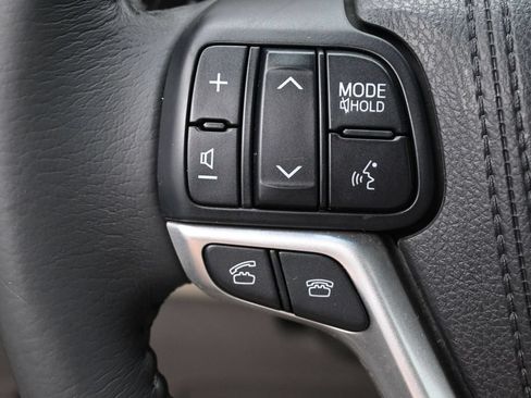Certified 2017 Toyota Sienna XLE w/ XLE Navigation Package FWD image 16
