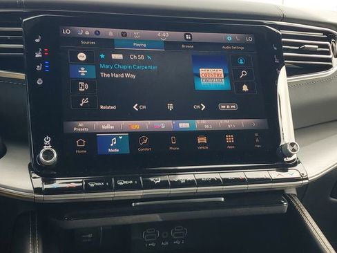 New 2026 Jeep Grand Wagoneer Limited AWD/4WD image 30