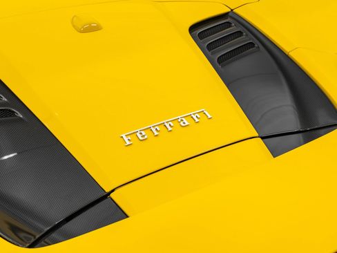 Certified 2022 Ferrari F8 Tributo RWD image 50