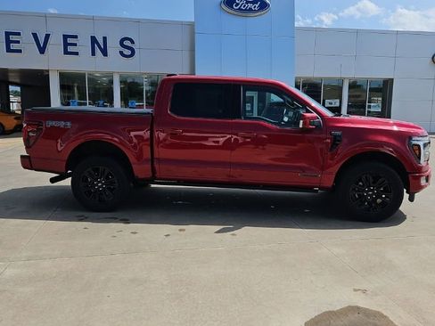 Used 2025 Ford F150 Platinum w/ FX4 Off-Road Package AWD/4WD image 3