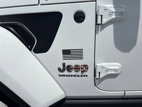Used 2023 Jeep Wrangler Sport AWD/4WD image 35