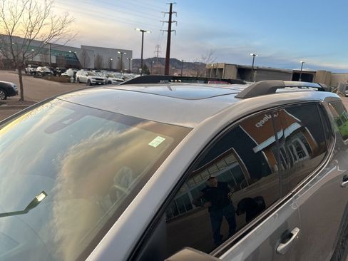 Used 2023 GMC Acadia AT4 w/ Technology Package image 4