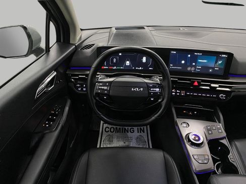 Used 2026 Kia Sportage SX Prestige image 15