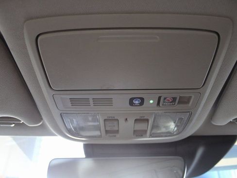 Used 2021 Honda Accord Touring image 41