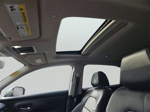 Certified 2023 Honda HR-V EX-L image 8