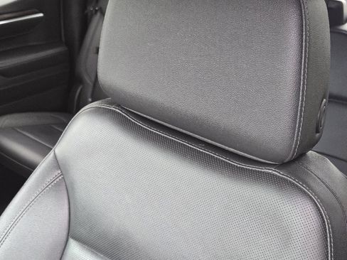 Used 2025 GMC Sierra 1500 SLT image 20