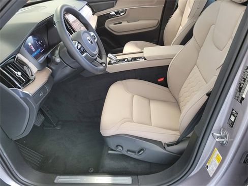 New 2026 Volvo XC90 B6 Plus w/ Protection Package Premier image 10