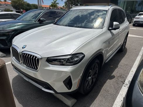 Used 2023 BMW X3 xDrive30i w/ Premium Package w/ZPA AWD/4WD image 6