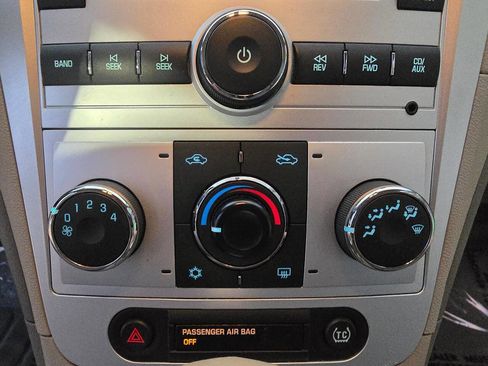 Used 2011 Chevrolet Malibu LS image 37