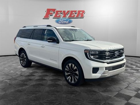 New 2026 Ford Expedition Max Platinum w/ Driver's Package image 3