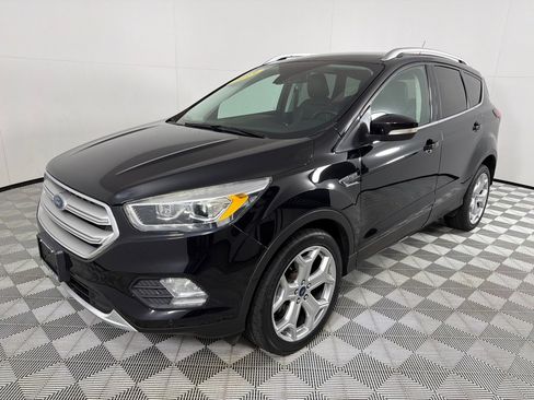 Used 2019 Ford Escape Titanium AWD/4WD image 8