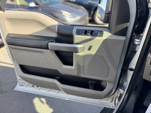 Used 2016 Ford F150 XLT RWD image 10