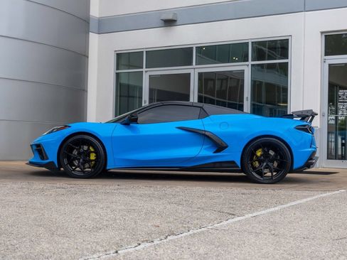 Used 2020 Chevrolet Corvette Stingray Premium Conv w/ 3LT Preferred Equipment Group RWD image 18