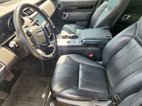 Used 2020 Land Rover Discovery SE AWD/4WD image 11
