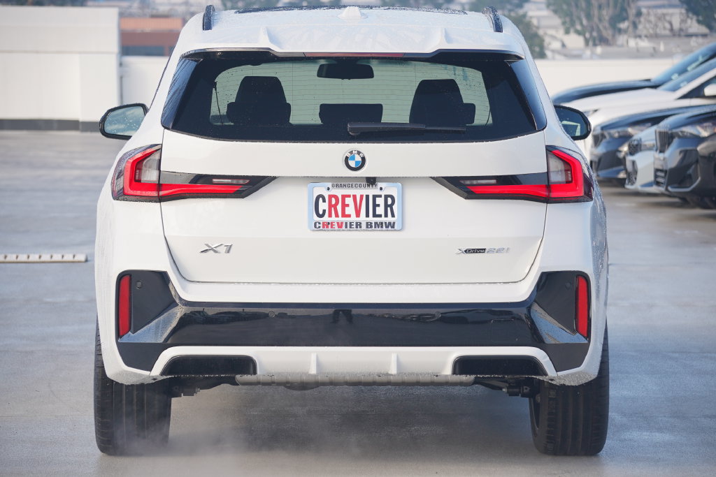 Used 2026 BMW X1 xDrive28i w/ M Sport Package AWD/4WD image 6