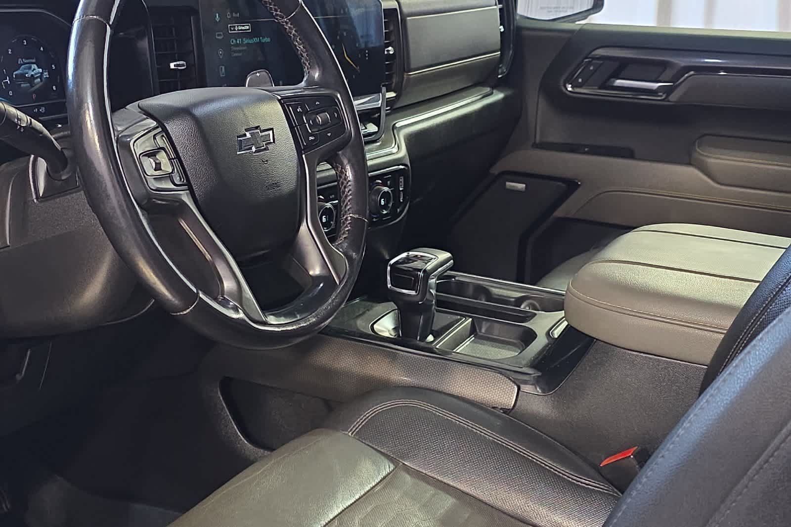 Used 2023 Chevrolet Silverado 1500 ZR2 AWD/4WD image 14