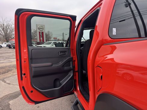 New 2026 Nissan Frontier PRO-4X w/ Pro-4x Convenience Package image 20