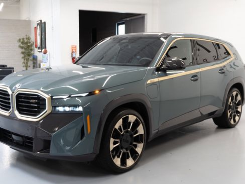 Used 2023 BMW XM image 8