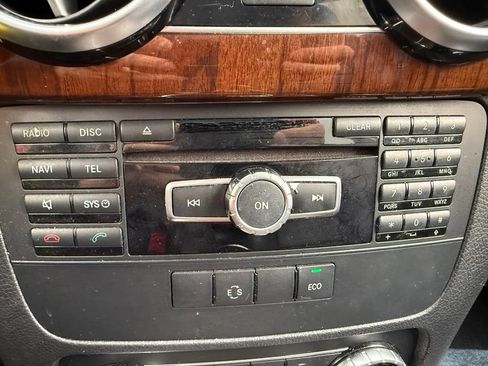 Used 2015 Mercedes-Benz GLK 350 2WD image 19