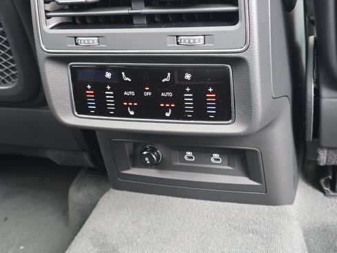 New 2026 Audi Q7 3.0T Prestige image 38