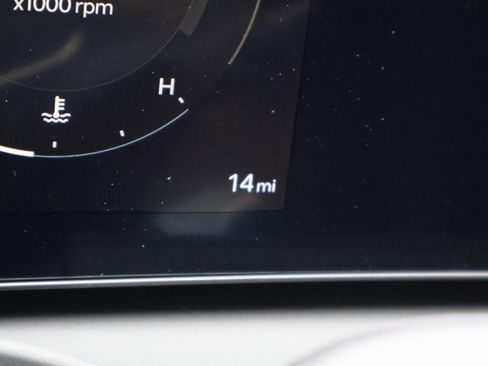 New 2026 Hyundai Tucson Limited image 32