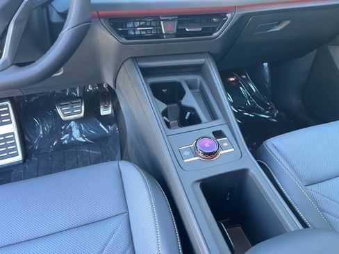 New 2026 Volkswagen Tiguan SE R-Line image 18