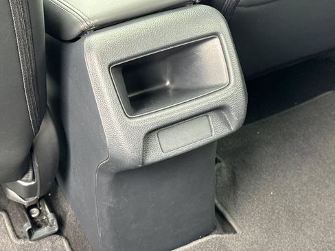 Certified 2025 Honda HR-V EX-L image 16