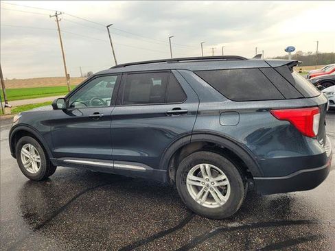 Certified 2024 Ford Explorer XLT w/ Equipment Group 202A AWD/4WD image 10