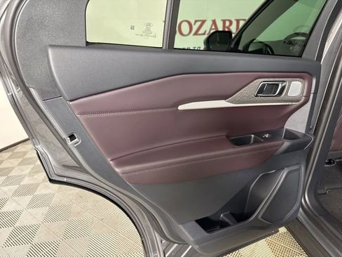 New 2026 Ford Explorer Platinum image 19