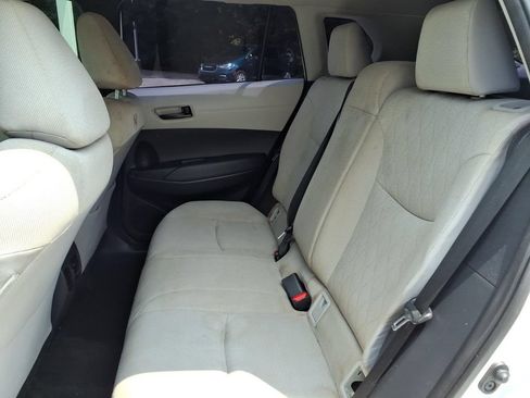 Used 2024 Toyota Corolla Cross L FWD image 13