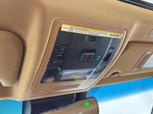 Certified 2025 Lexus ES 350 w/ Premium Package FWD image 20