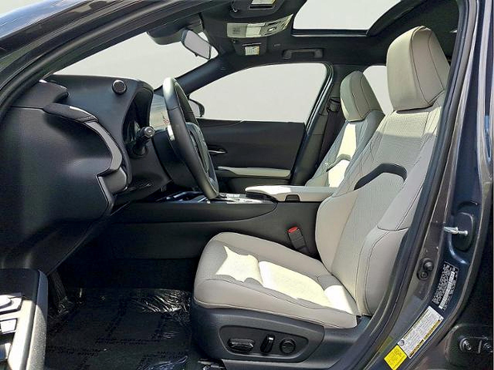 Certified 2024 Lexus UX 250h F Sport AWD/4WD image 12