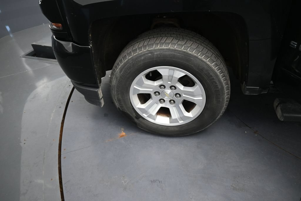 Used 2018 Chevrolet Silverado 1500 LT w/ All Star Edition AWD/4WD image 13